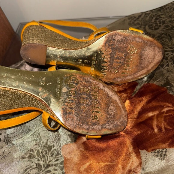 Vintage - Juicy Couture Marigold Strappy Wedge Sandals - Picture 7 of 8